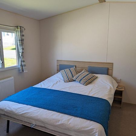 Lovely Bright Modern Caravan Swanage On Peaceful And Tranquil Holiday Park Kültér fotó